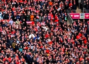 开云体育直播-欧洲豪门球队间的激烈竞争，胜负难分