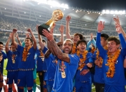 开云体育下载-包含江苏苏宁客场惊险逆转，全队士气高涨的词条