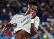 开云平台-关于皇家马德里客场大胜，稳固领先优势的信息