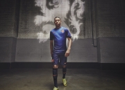 开云下载-斯通斯，F1街道赛之夜的大场面先生