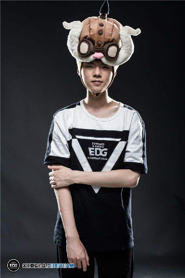 关于TeamWE鏖战BDS，Deft一己之力扛起全队的信息