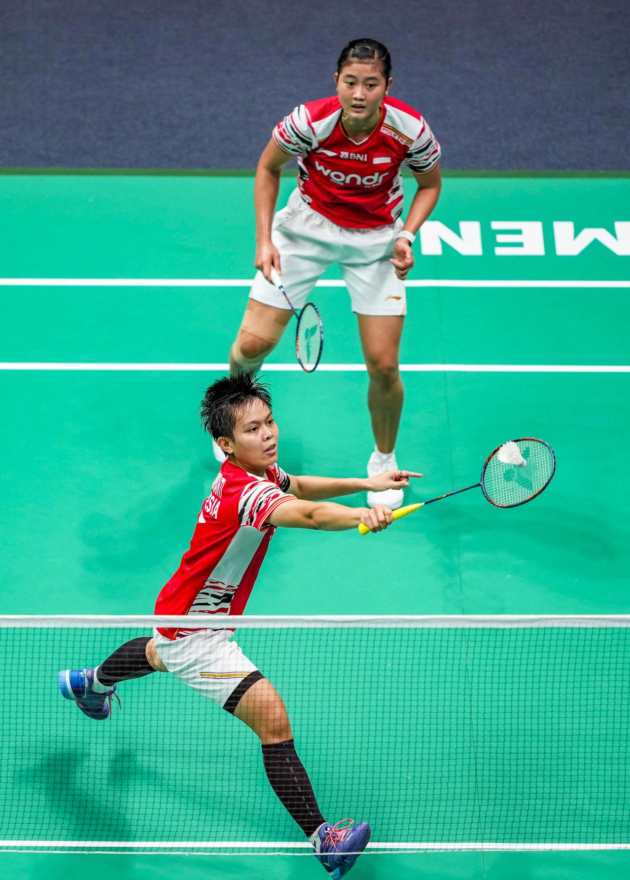 韩国羽毛球队血洗丹麦羽毛球队，陶菲克三分雨点燃全场的简单介绍