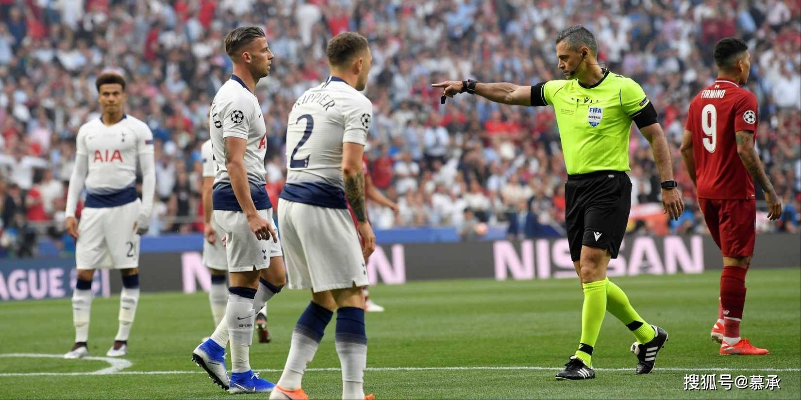 多特蒙德绝杀勒沃库森，萨拉赫完成帽子戏法的简单介绍