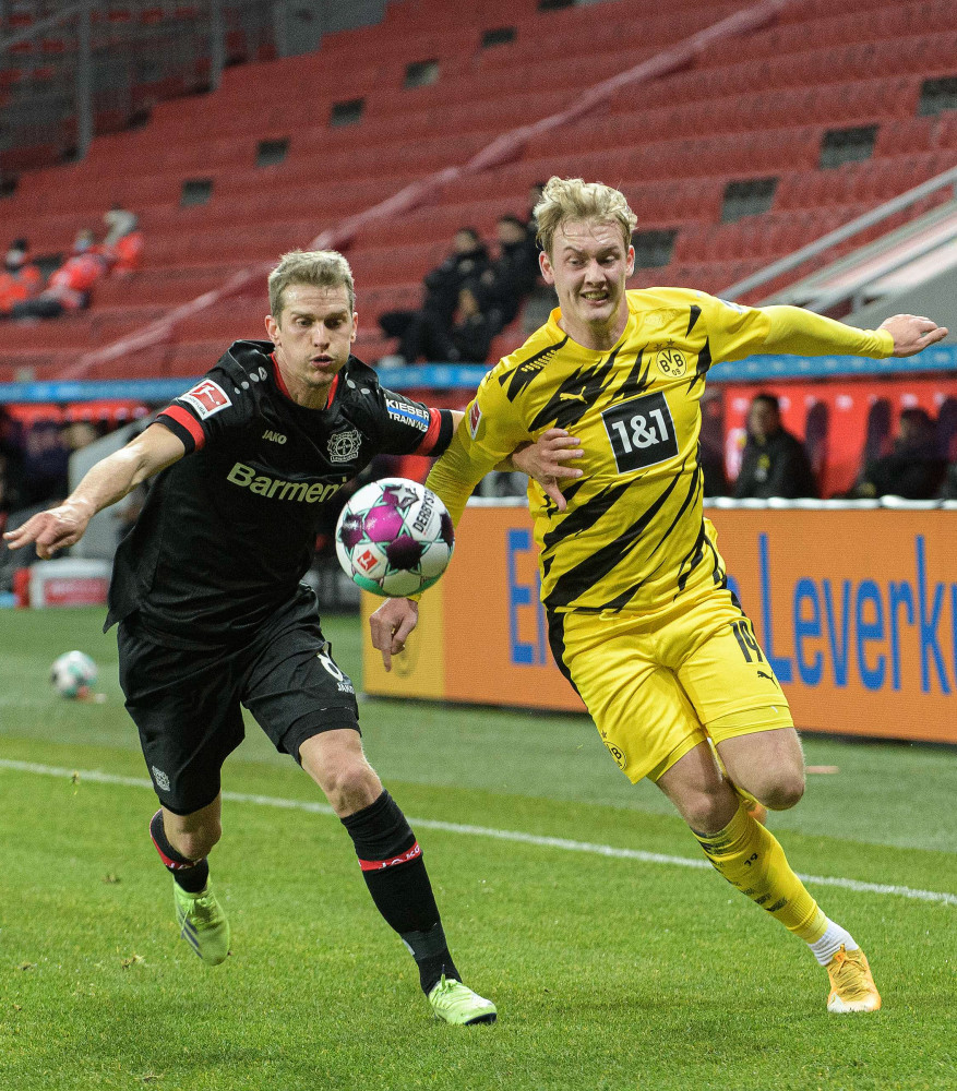 勒沃库森碾压多特蒙德，卡塞米罗高光表现