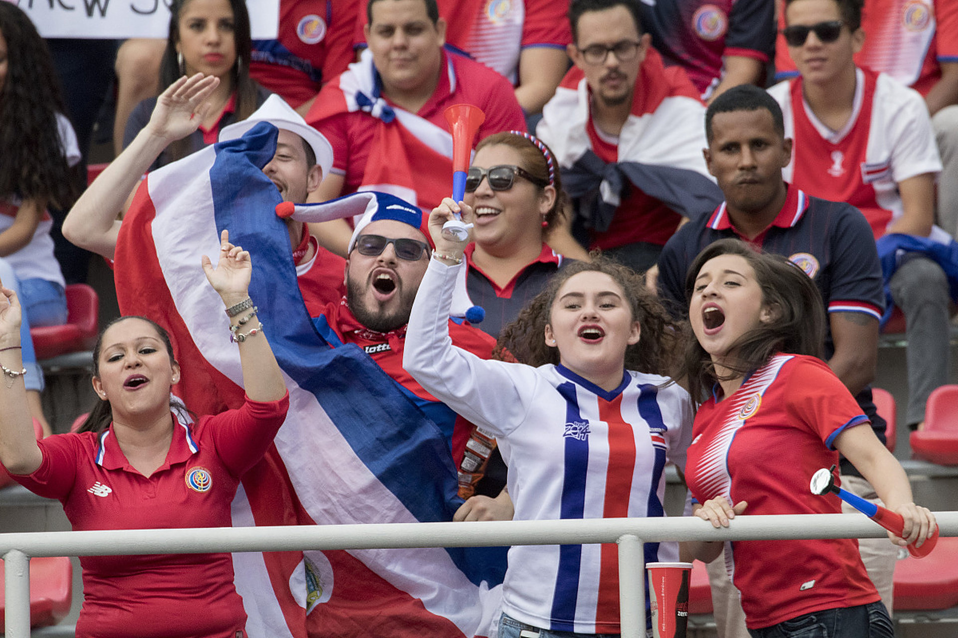 日本羽毛球队完胜马来西亚羽毛球队，辛杜制霸全场的简单介绍