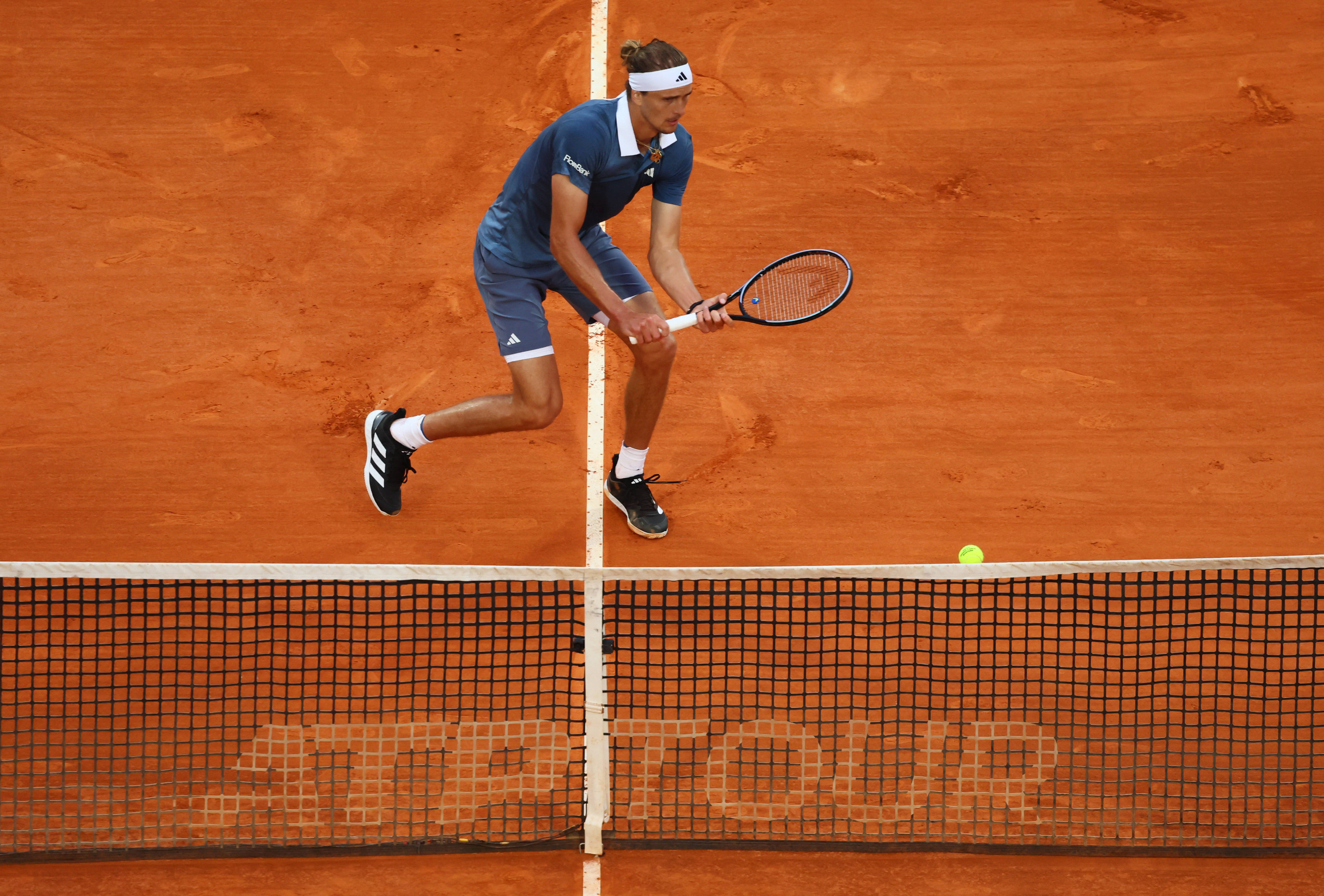 德国网球队碾压西班牙网球队,兹维列夫统治全场的简单介绍 德国网球队碾压西班牙网球队,兹维列夫统治全场的简单介绍