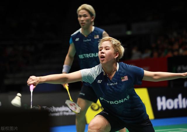 日本羽毛球队翻盘韩国羽毛球队，辛杜爆发神勇的简单介绍