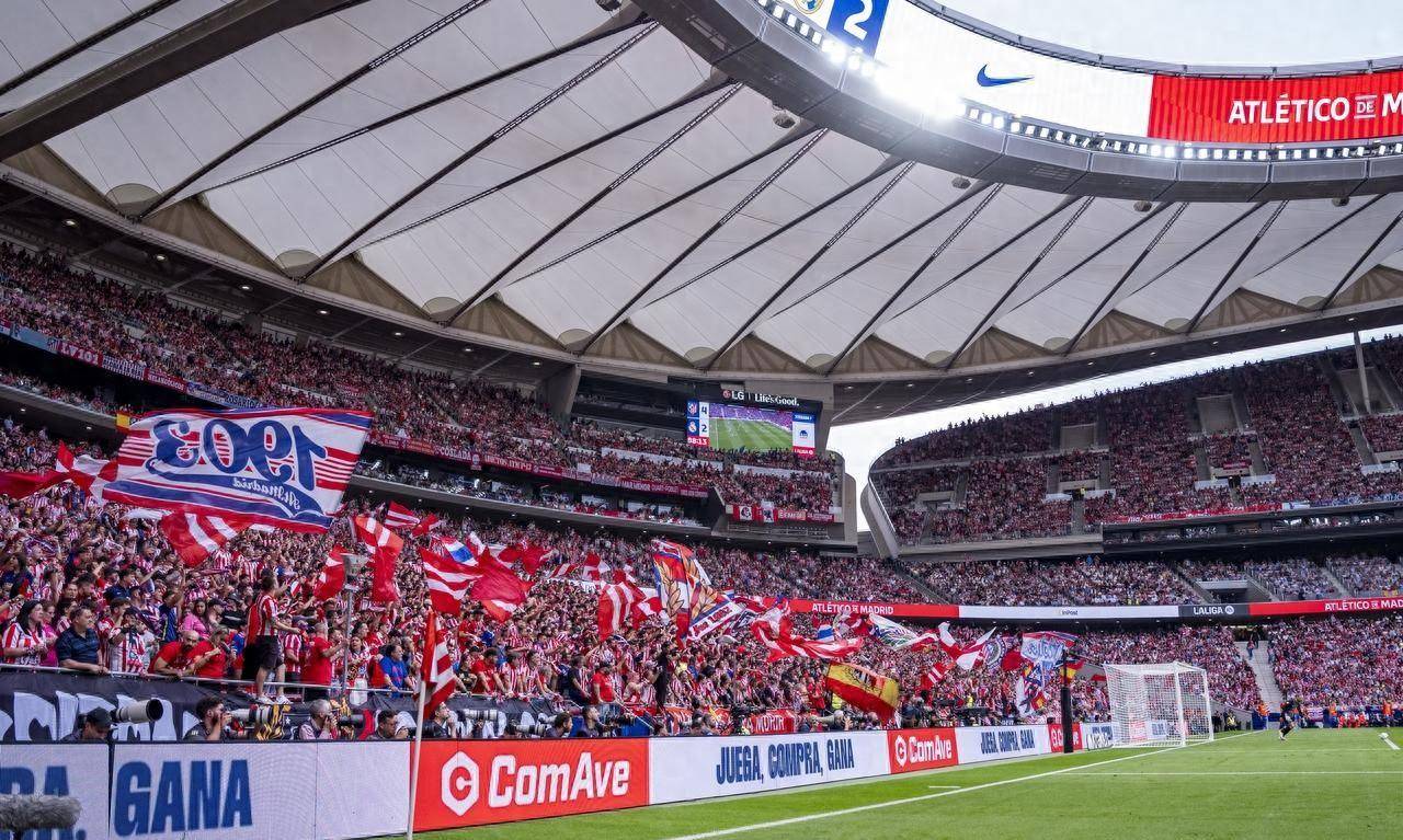 欧洲球场上燃烧着悬念的战火的简单介绍 欧洲球场上燃烧着悬念的战火的简单介绍