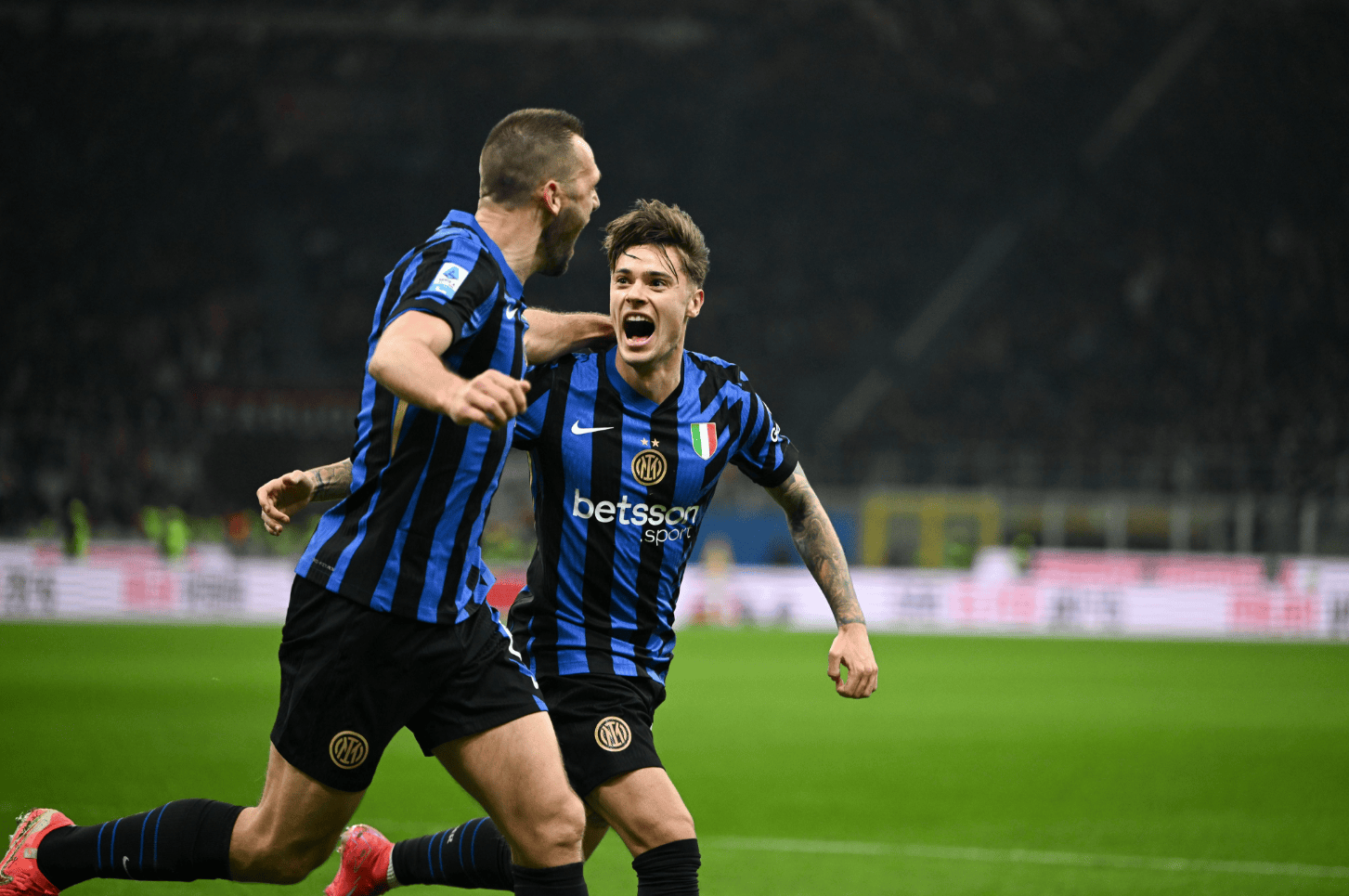 关于都灵豪取三分，主帅打造强队无往不利的信息