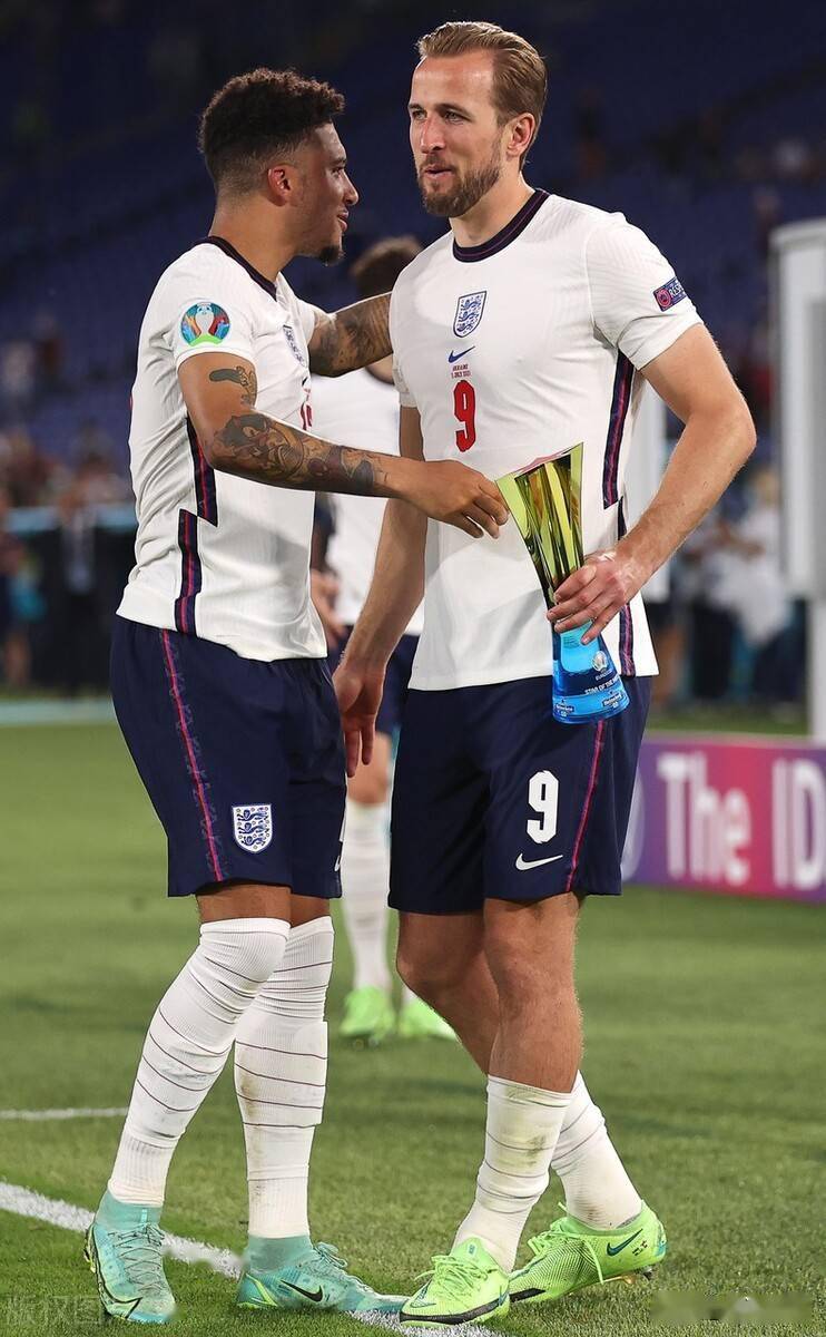 法国逆袭击败乌克兰，成功晋级欧洲杯的简单介绍