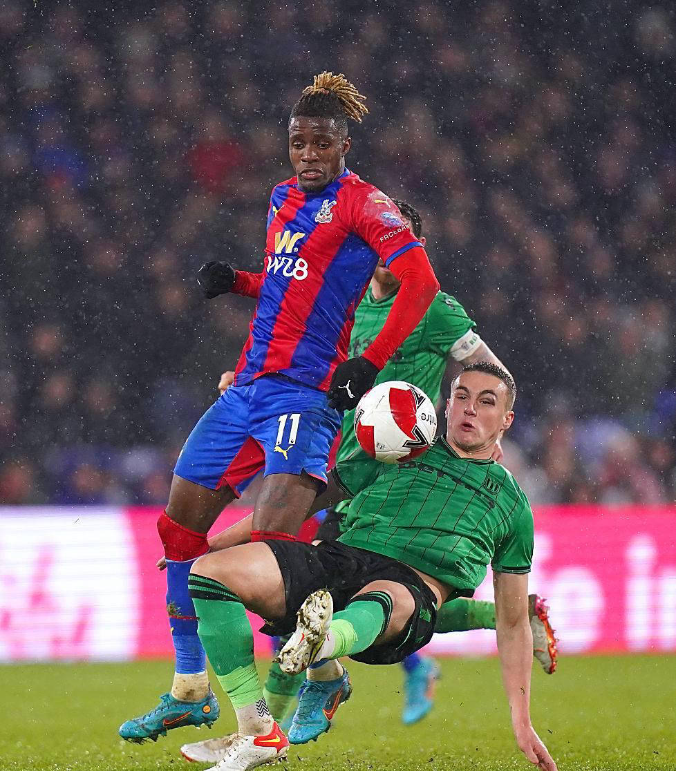 埃弗顿在近期比赛中逆转胜利，出乎所有人预料的简单介绍