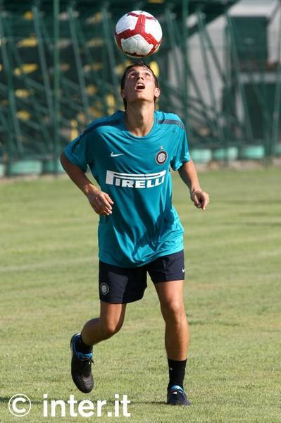 托特纳罗热刺客场取胜，稳固前四位置的简单介绍