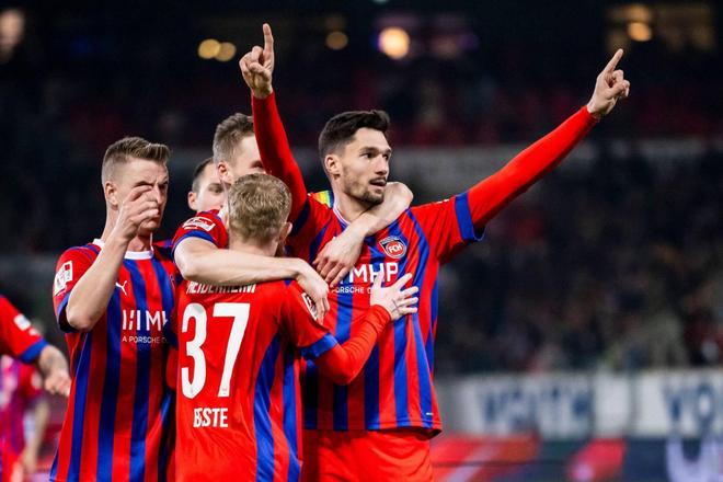 多特蒙德客场输给汉堡，实现反超的简单介绍