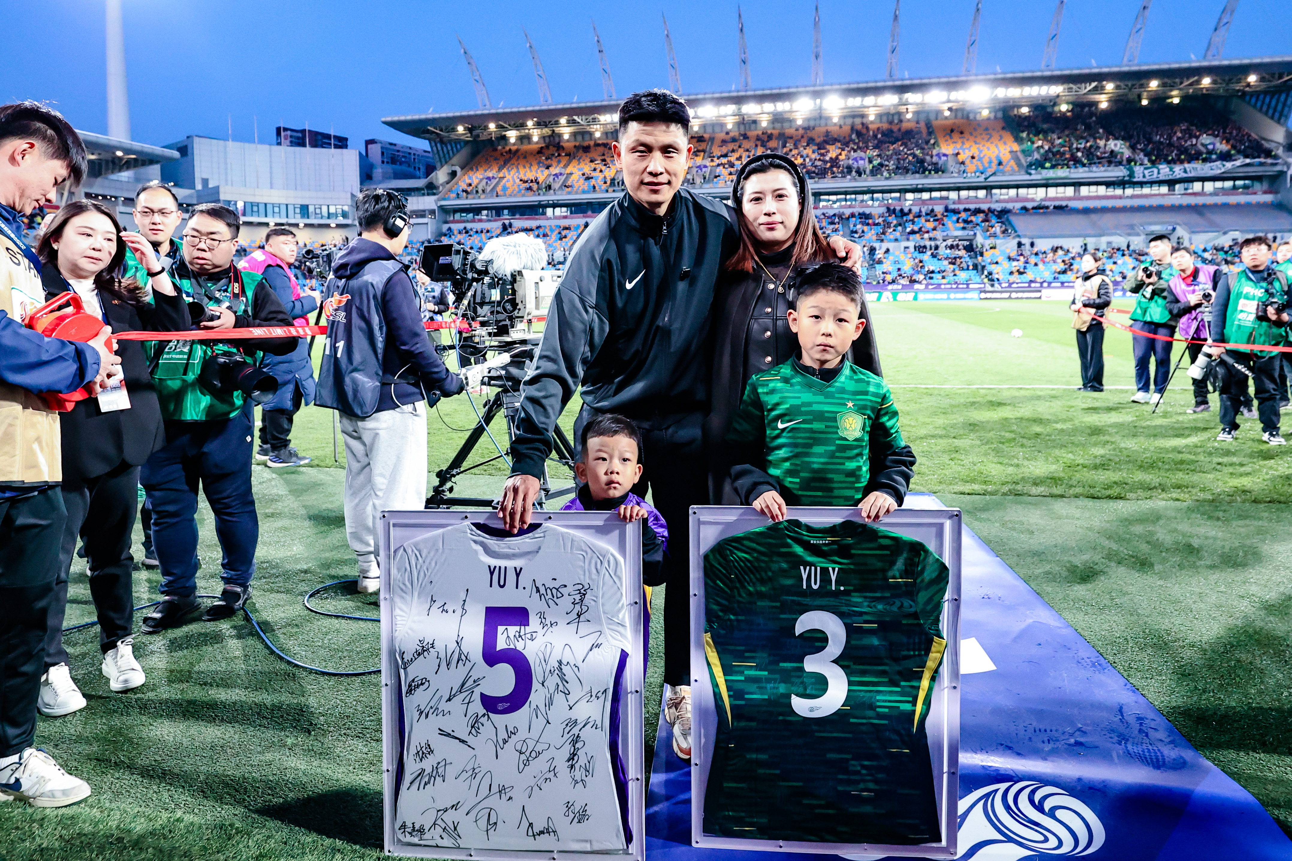 天津泰达主场战胜大连一方，五轮不败稳居中游的简单介绍