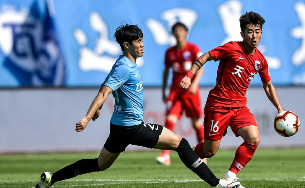 天津泰达主场战胜大连一方，五轮不败稳居中游的简单介绍