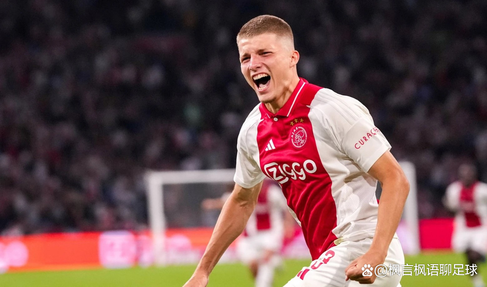 包含阿贾克斯客场逆转，保持荷甲领先优势的词条