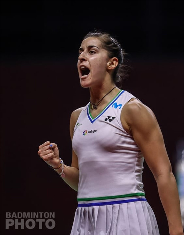 包含中国羽毛球队完胜英格兰羽毛球队，安赛龙打破历史纪录的词条