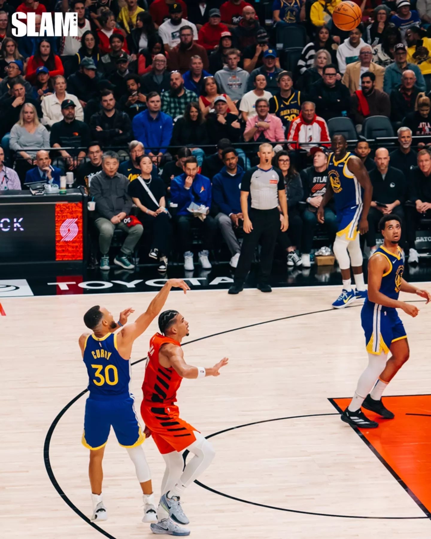 篮球赛季精彩瞬间全方位录制的简单介绍