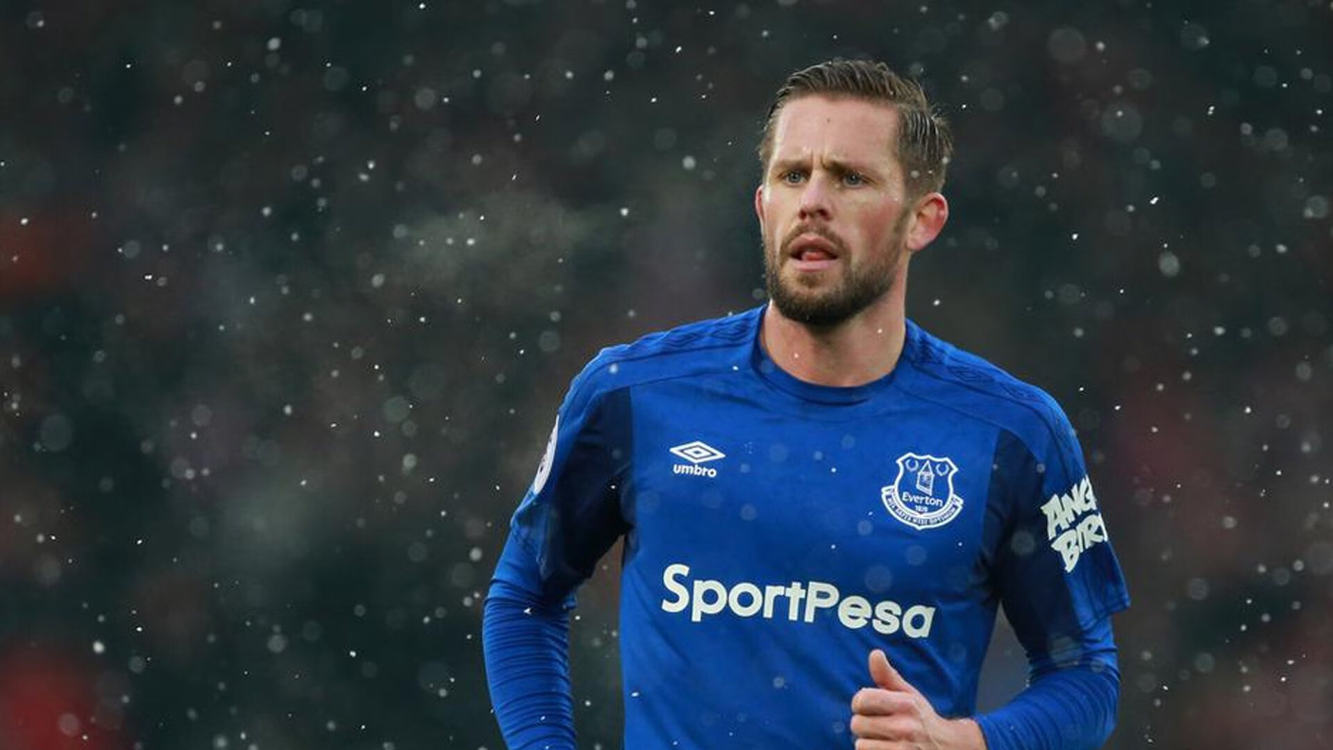 浓眉炸裂表现点燃全场，热火攻防一体稳稳拿下新疆队